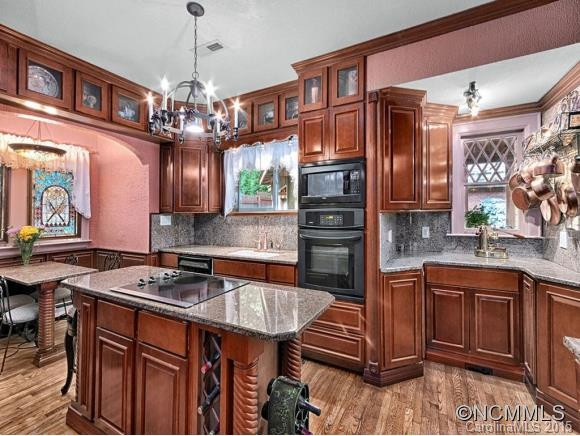 933 HENDERSONVILLE ROAD - Photo 8