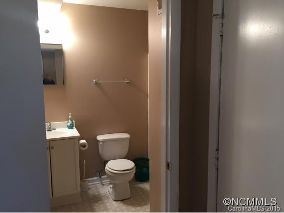 1010 W. Gilbert Street - Photo 11
