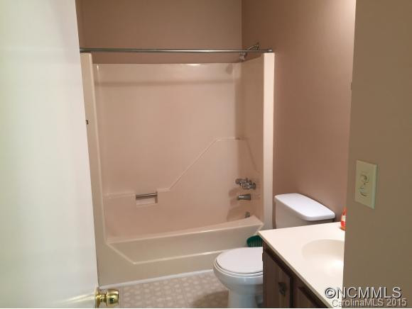 1010 W. Gilbert Street - Photo 6