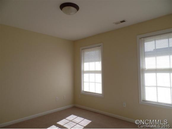 32 Rotunda Circle - Photo 10