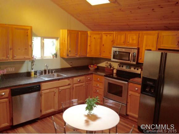63 Howard Street - Photo 3