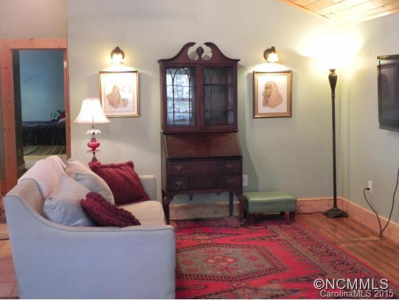 63 Howard Street - Photo 8
