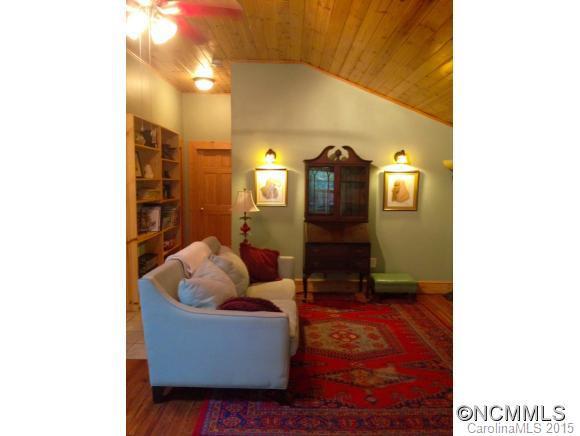 63 Howard Street - Photo 9