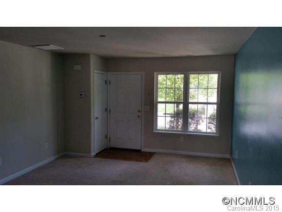 136 Lanceford Cir - Photo 3