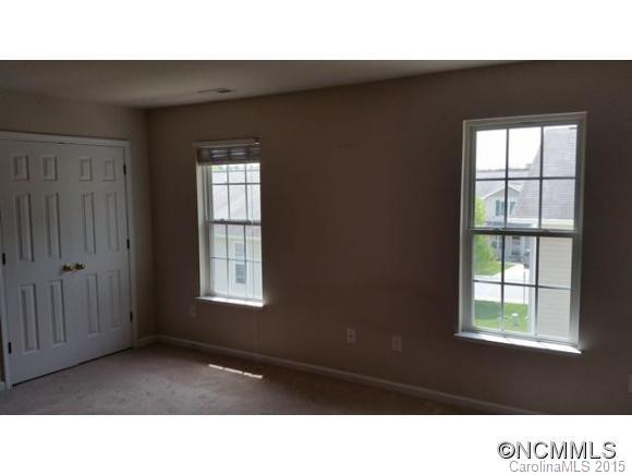 136 Lanceford Cir - Photo 6