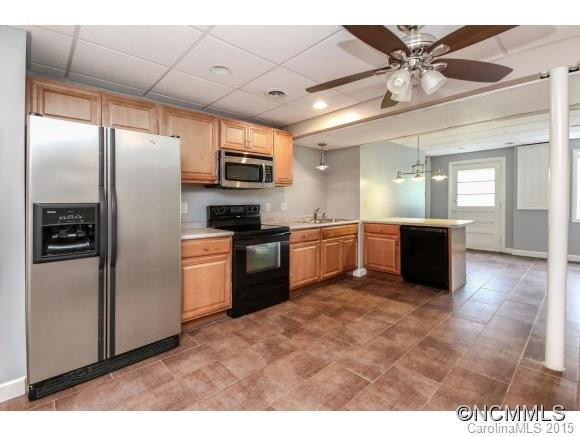6 Hoyt - Photo 20