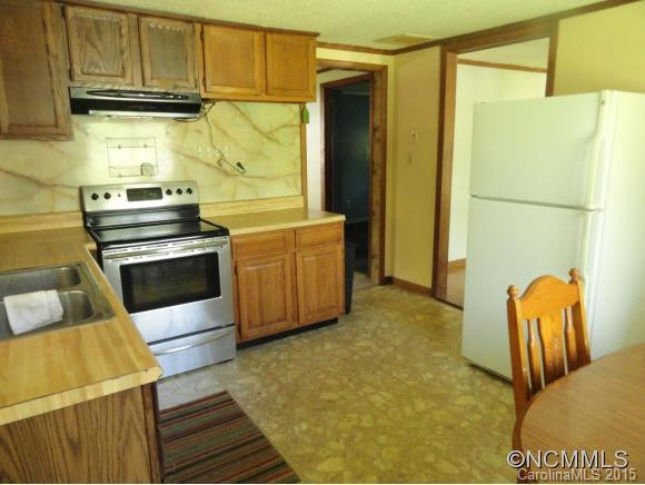 1532 Newfound Road - Photo 4