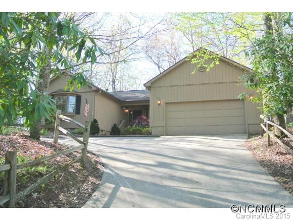 33 Tinequa Drive