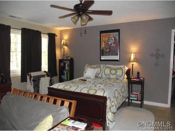 2085 Deep Woods Drive - Photo 17