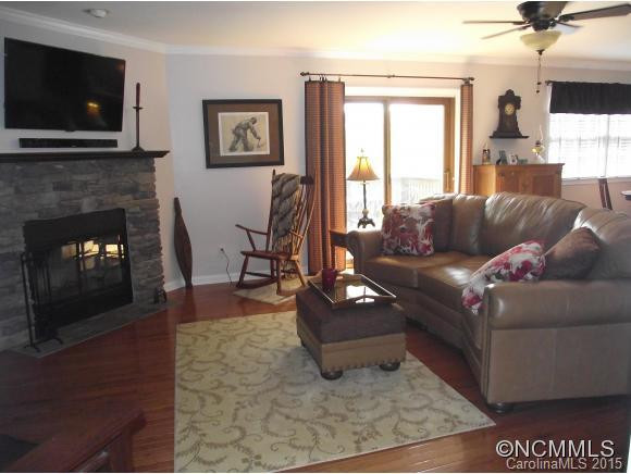 2085 Deep Woods Drive - Photo 8