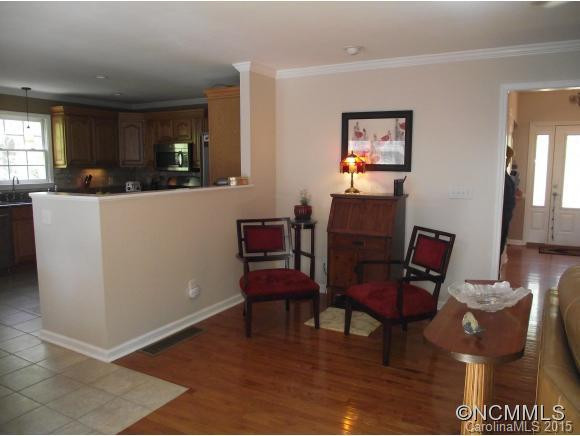 2085 Deep Woods Drive - Photo 9