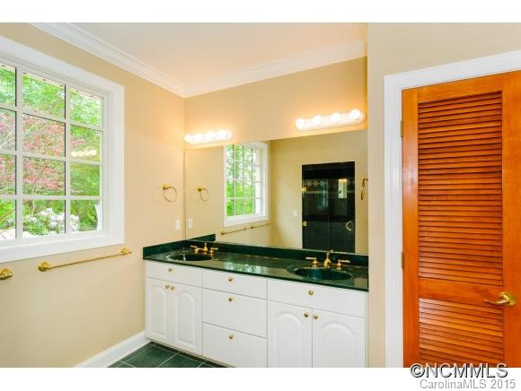 215 Deerwood Lane - Photo 14