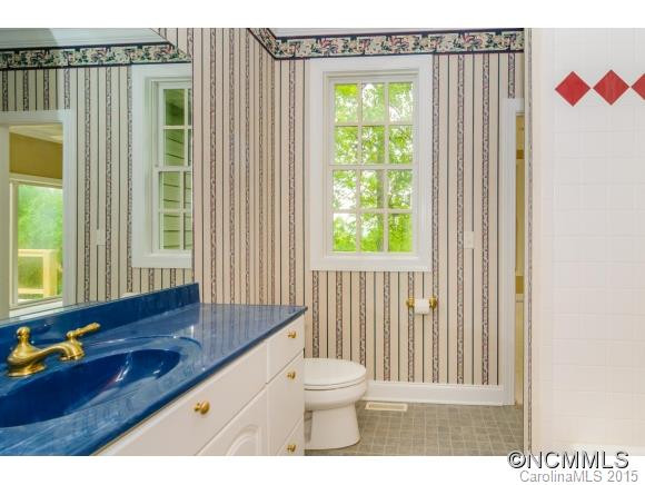 215 Deerwood Lane - Photo 18