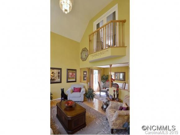 48 CAIRNES CIRCLE - Photo 6