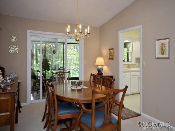 201 PARK LANE - Photo 3