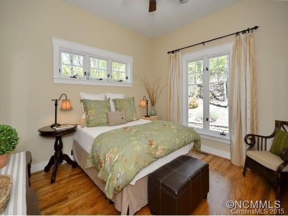 48 SUGAR MAPLE DRIVE - Photo 16