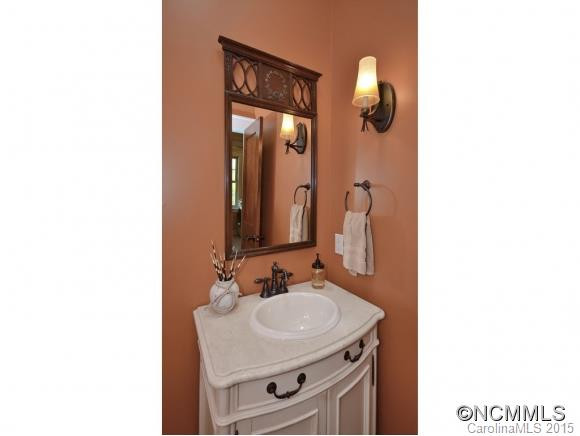48 SUGAR MAPLE DRIVE - Photo 18