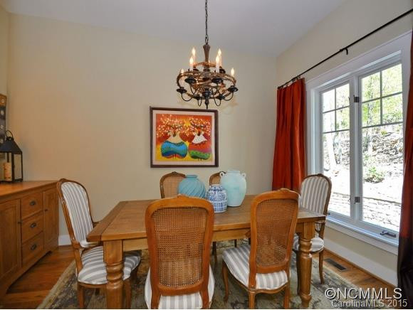 48 SUGAR MAPLE DRIVE - Photo 4
