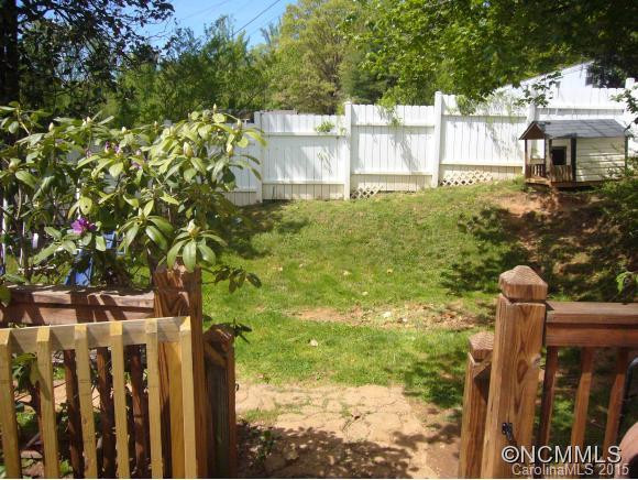 119 SPRINGSIDE ROAD - Photo 4