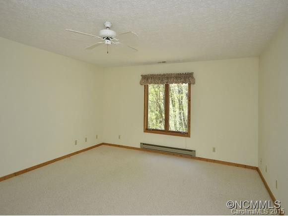 36 PATRIOTS DRIVE - Photo 12