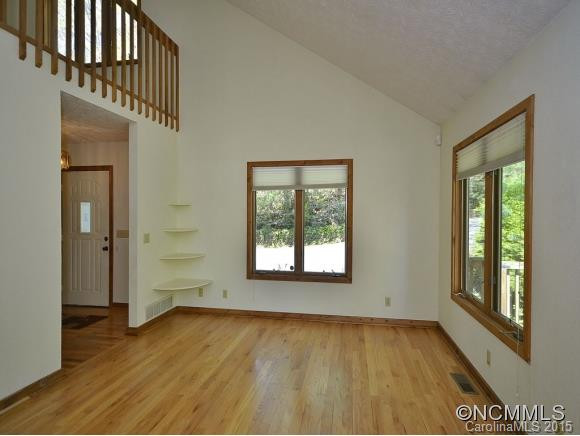 36 PATRIOTS DRIVE - Photo 3