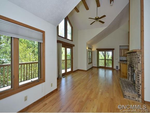 36 PATRIOTS DRIVE - Photo 4