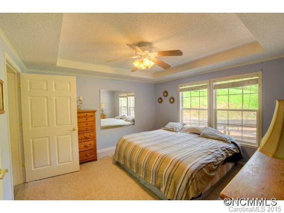 131 Maple Dr - Photo 12