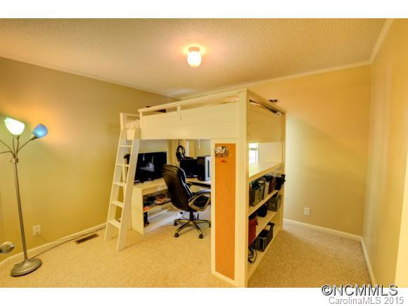 131 Maple Dr - Photo 14