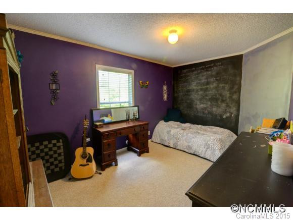 131 Maple Dr - Photo 15