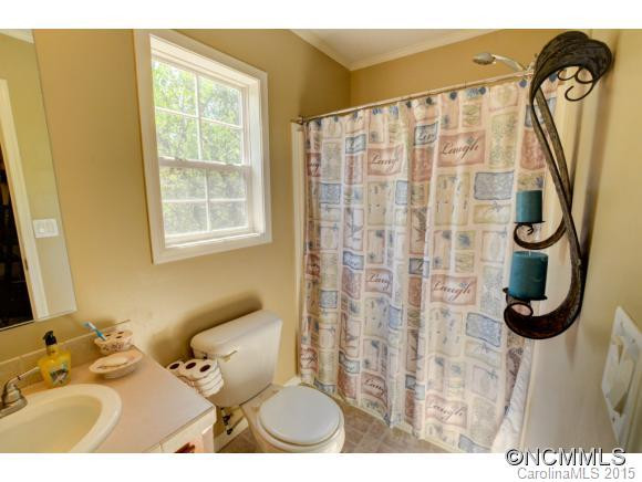 131 Maple Dr - Photo 17