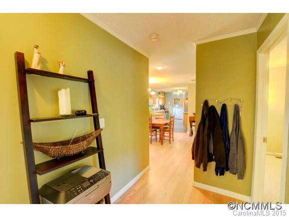 131 Maple Dr - Photo 18