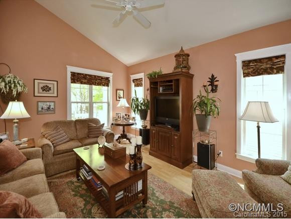 1508 KENTMERE LANE - Photo 4