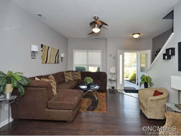 57 CHERRY LAUREL LANE - Photo 4