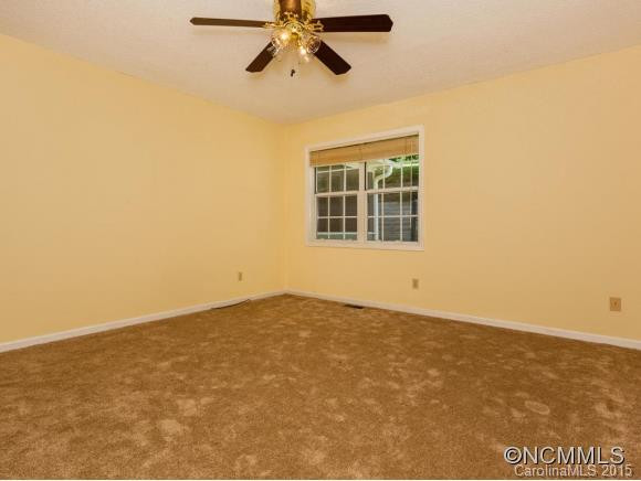 524 Belvidere Court - Photo 13