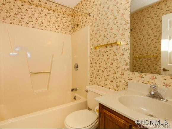 524 Belvidere Court - Photo 14