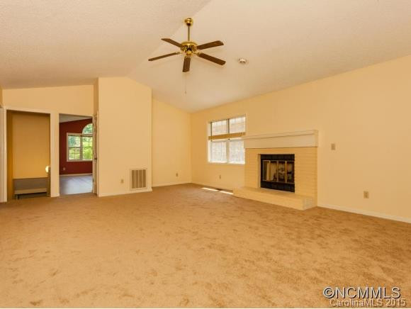 524 Belvidere Court - Photo 4