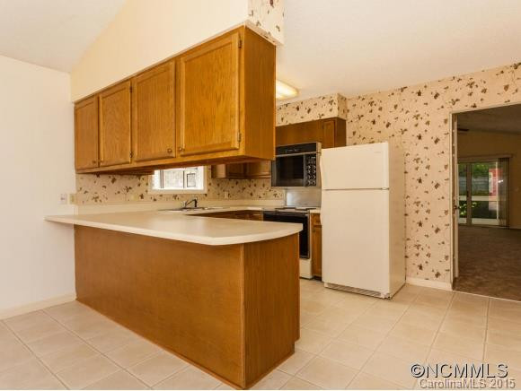 524 Belvidere Court - Photo 7