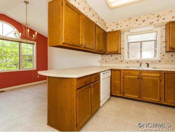 524 Belvidere Court - Photo 9