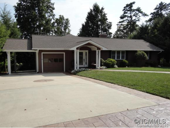 3 Pine Acre Boulevard
