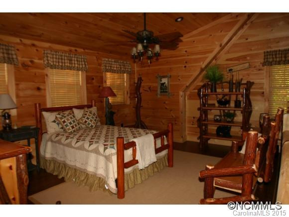 225 Chipmunk Trail - Photo 16