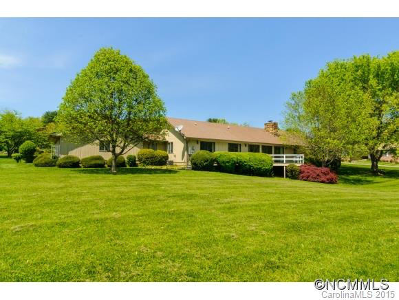 2 Rivoli Blvd. - Photo 19