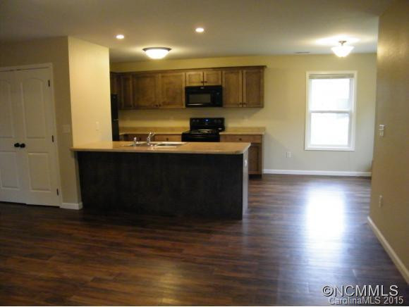 85 1/2 Wesley St. - Photo 2
