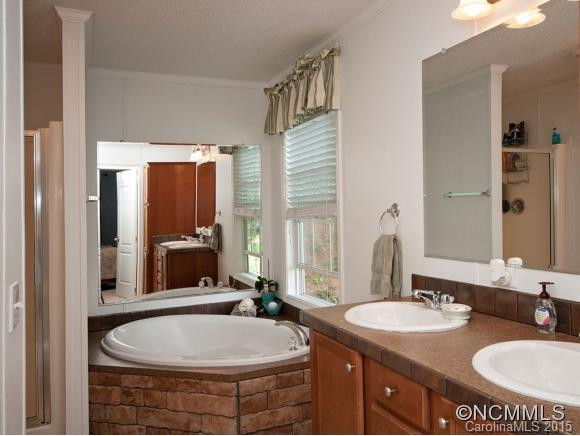 6232 PANTHER CREEK ROAD - Photo 8