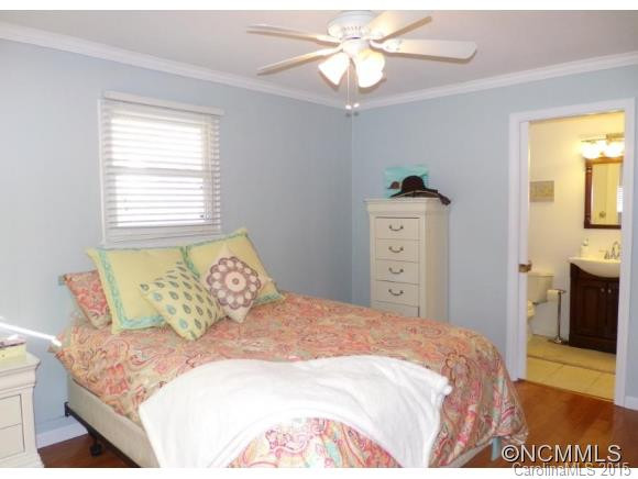 263 Fairway Lane - Photo 5