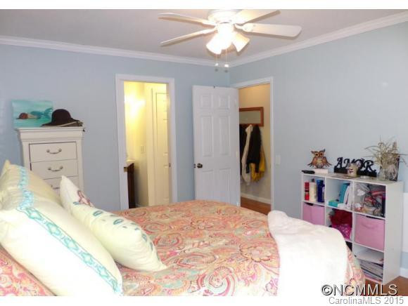263 Fairway Lane - Photo 6