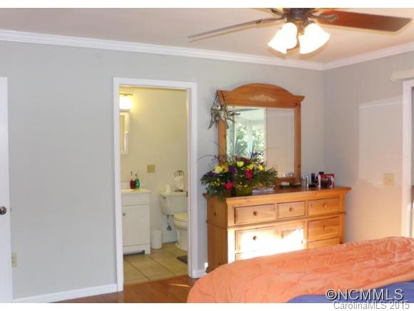 263 Fairway Lane - Photo 10