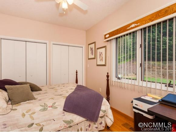 31 Spring Hill Drive - Photo 11