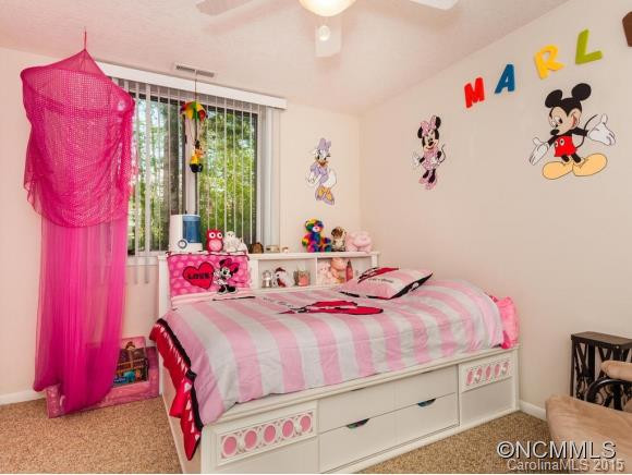 31 Spring Hill Drive - Photo 14