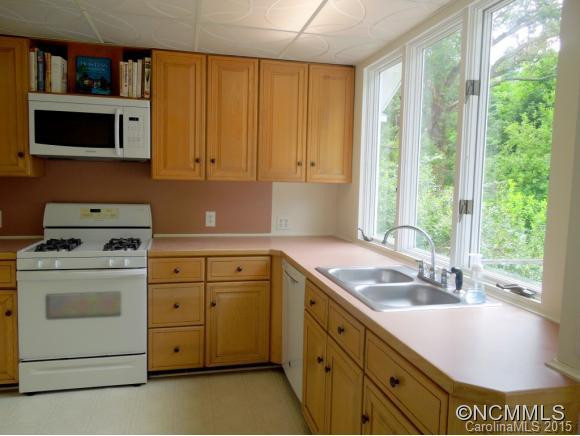 525 3RD AVENUE WEST - Photo 10
