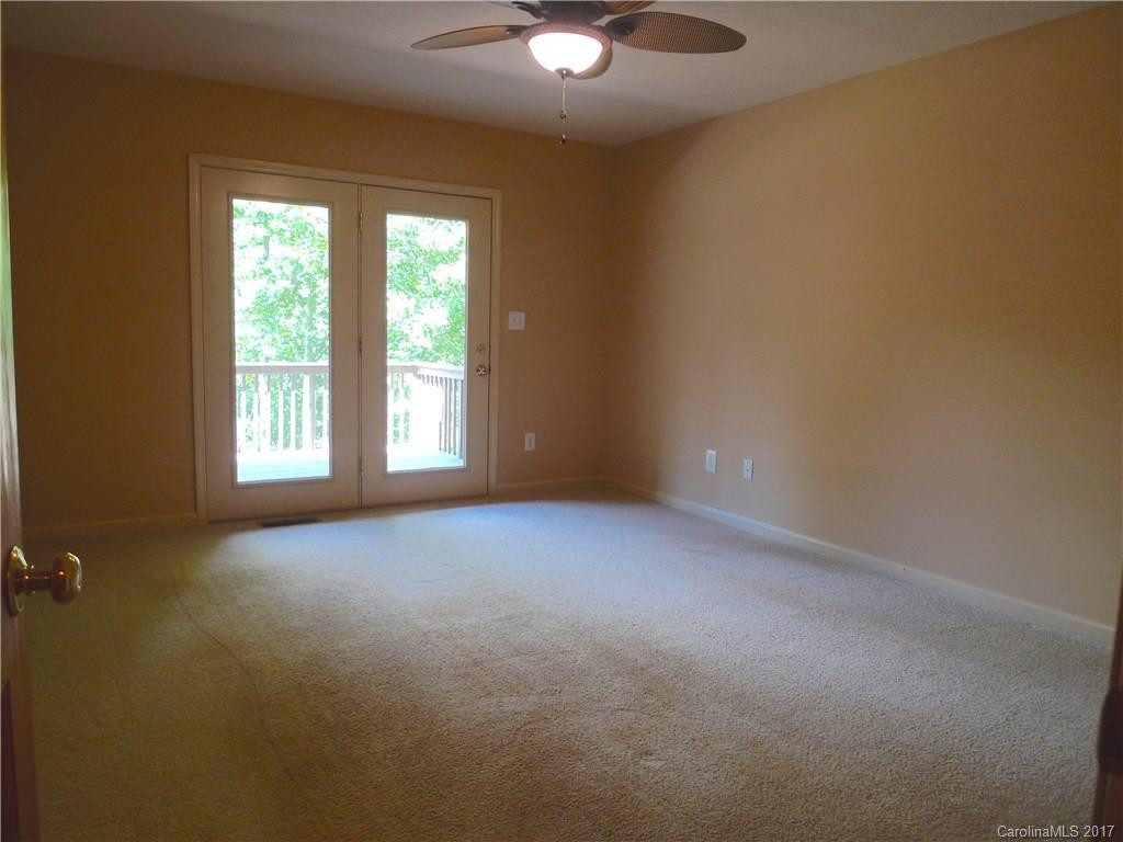 2409 Lake Forest Cove - Photo 6